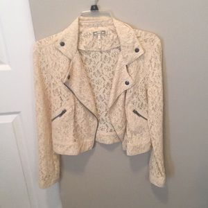 Short lace jacket